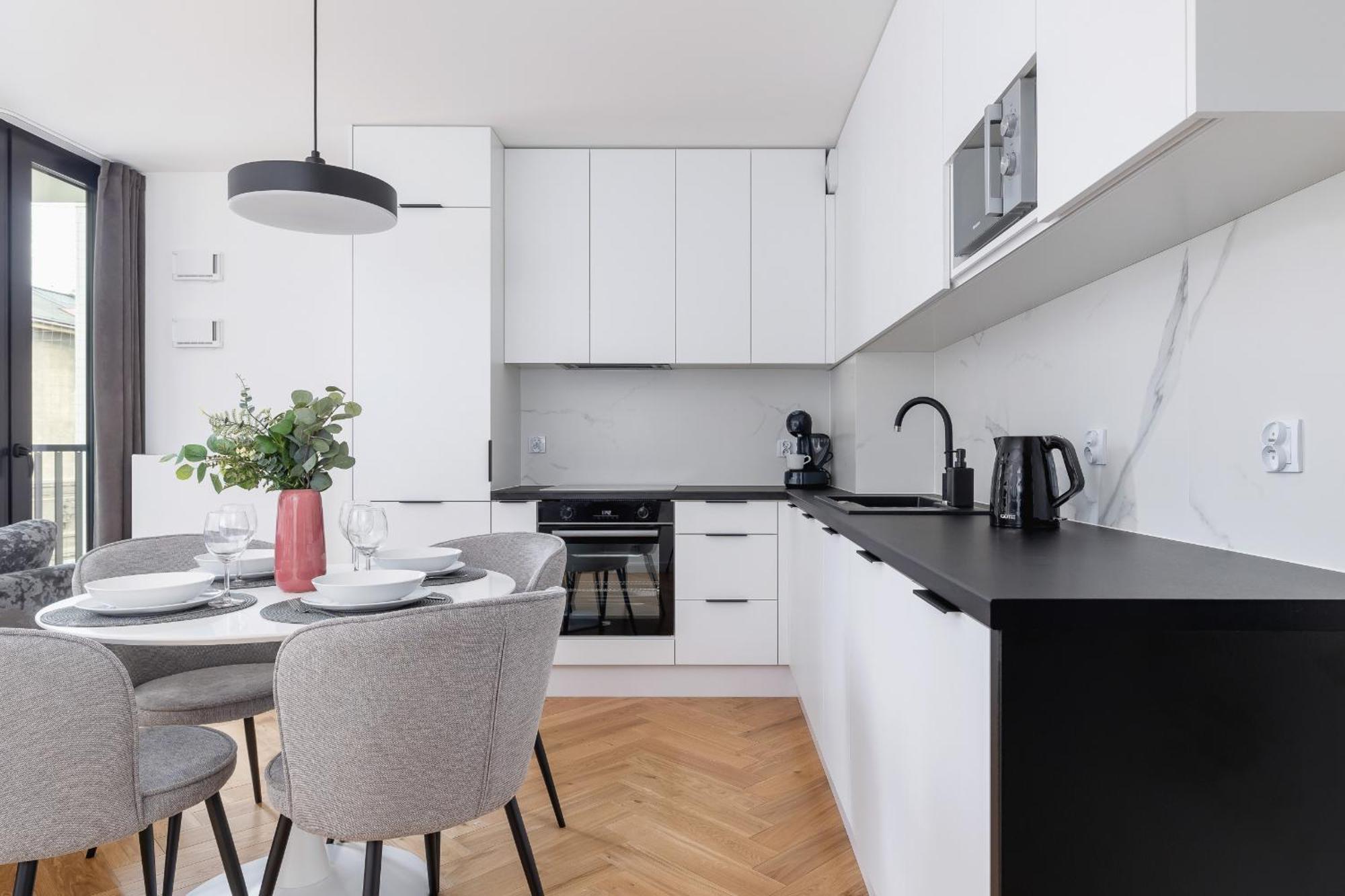 Lux Apartments Kosciuszki 39 With Parking By Renters Prestige คราคูฟ ภายนอก รูปภาพ