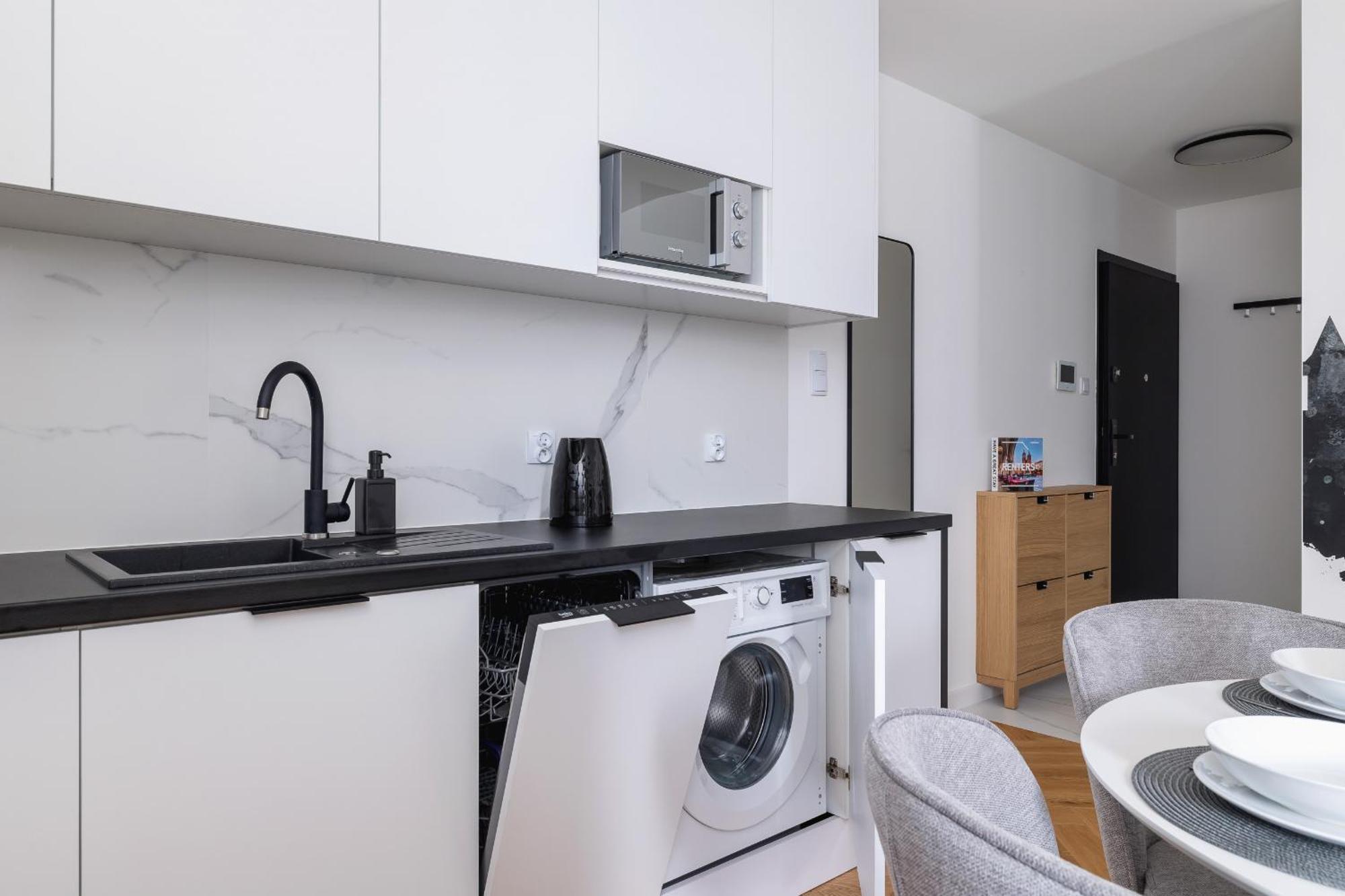 Lux Apartments Kosciuszki 39 With Parking By Renters Prestige คราคูฟ ภายนอก รูปภาพ